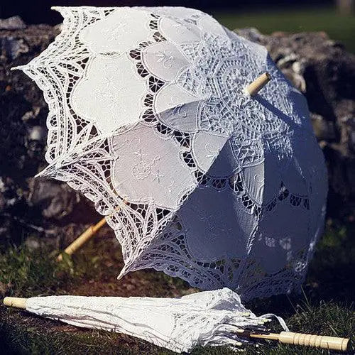 White Vintage Lace Parasol - 76cm Diameter